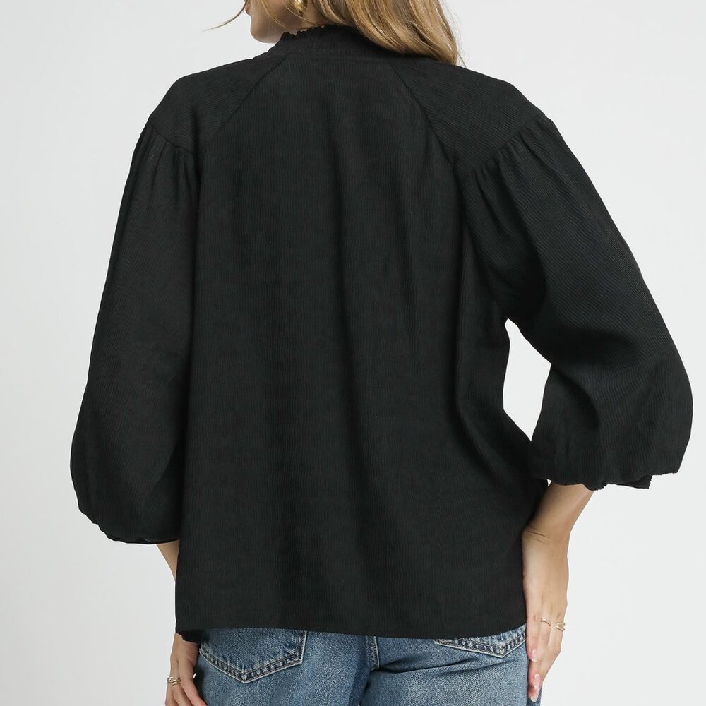 Umgee Textured V-Neck Blouse with‎ Balloon Sleeves - Picture 2 of 5